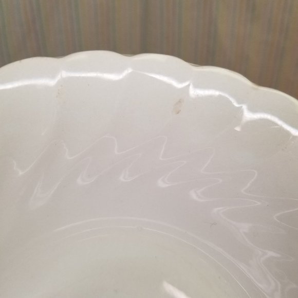 1982 Myott Meakin 8" Vegetable Serving Bowl Off White Swirled Rim Pattern MYM8 - Picture 5 of 9